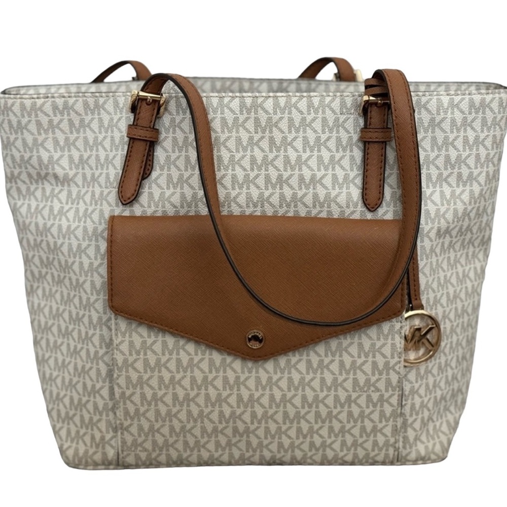 Michael Kors Jet Set handbag